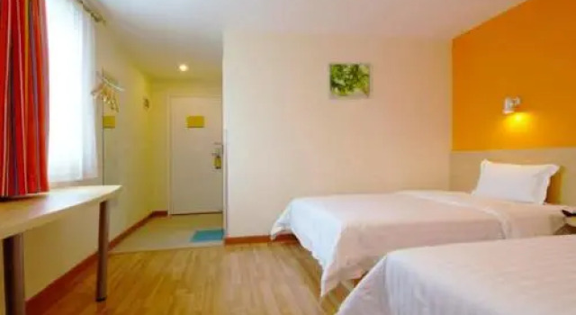 Beijing Dongchangan Business Hotel, Book Hotel Hoteller i Beijing Province med parkering, Parkering