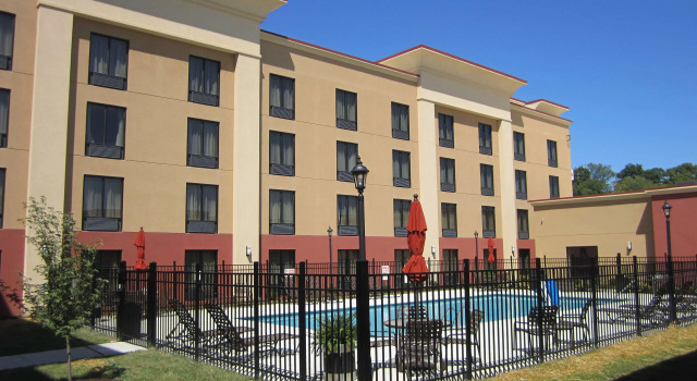 Best Western Plus Sunrise Inn