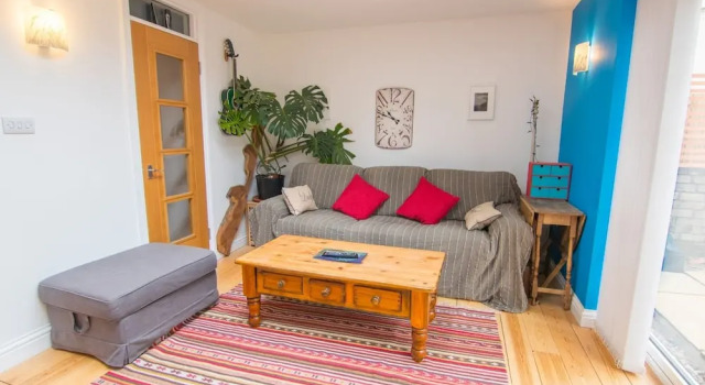Spacious 2BR Garden Flat for 6 in Bristol, Забронировать Отель Отели Англии 3 звезды, 3*