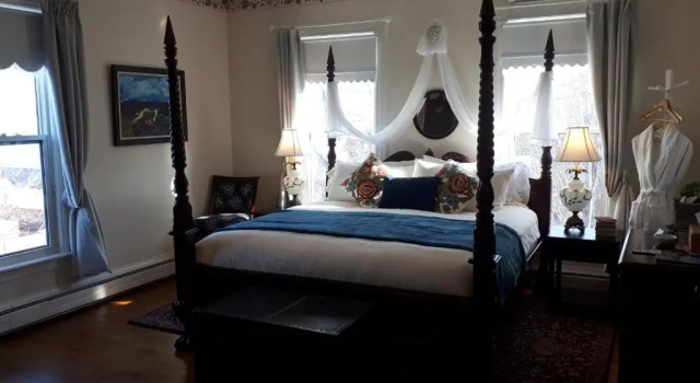Двухместный номер Standard с видом на море Hillside Landing B&B