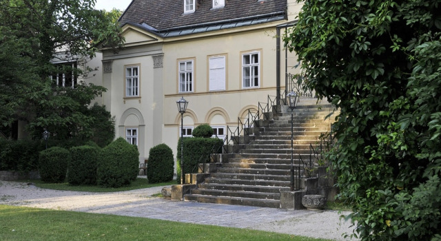 Gartenhotel Altmannsdorf Hotel 1, Book Hotel 12. Meidling Wien