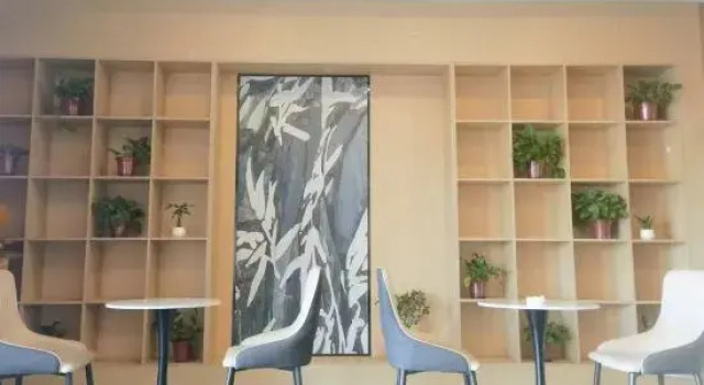 GreenTree Inn Liyang Linquan Huilong Great Market Smart Hotel, Varaa Hotelli Linquan Anhui