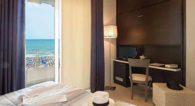 Двухместный номер Standard с частичным видом на море Hotel Mariver