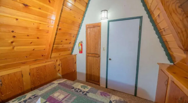 Lucky Bear Lodge