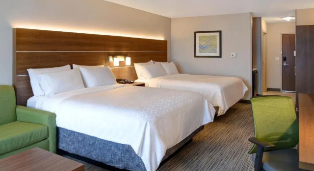 Четырёхместный люкс Holiday Inn Express & Suites - Ottawa by IHG