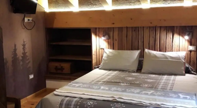 B&B Ca La Vedescia, Забронировать Отель «постель и завтрак» Отели Тельо с парковкой, Парковка