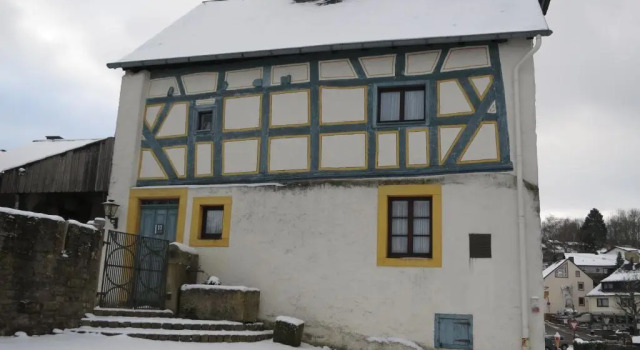 Ferienwohnungen Haus Hinneres, Reserva ahora Hotel Schalkenmehren 