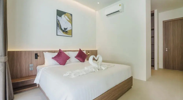 Aileen Layan Villa 6/ 4BR Forest/ 2 Minutes Beach, Забронировать Вилла Таланг остров Пхукет