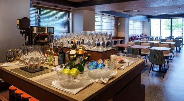 Двухместный клубный номер Standard Hotel GrandConsort Naha