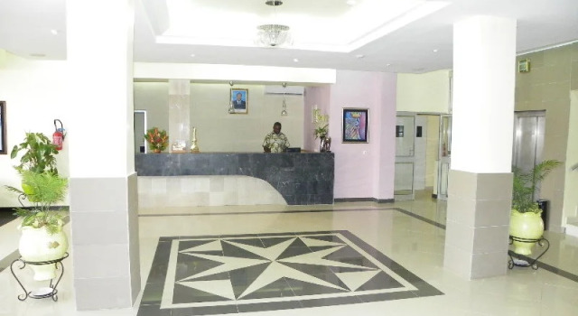 JOLY, Забронировать Отель Уагадугу Kadiogo Province, рядом с Ouagadougou Main Market