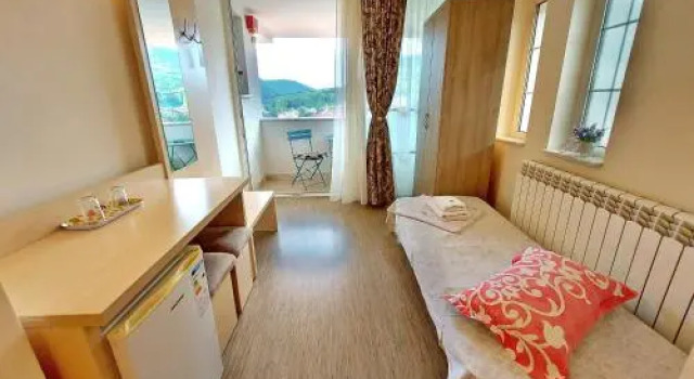 Casa Giulia, Rezerwuj Hotel Hotele w Carpathians - Romania z parkingiem, Parking