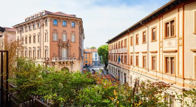Stellar 70 Style Studio with Terrace-Heart of Milan, Забронировать Отель Милан Ломбардия, рядом с Colonne di San Lorenzo