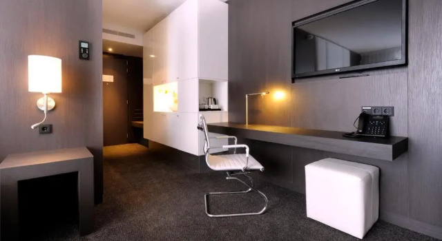 Полулюкс Van der Valk Hotel Uden-Veghel