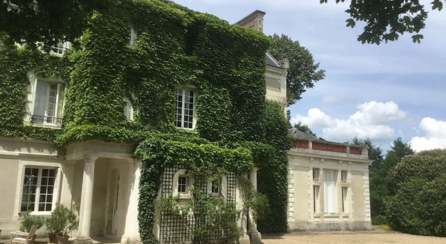 Appartement du Château du Grand Bouchet, Забронировать Отель Отели Балан-Мире 4 звезды, 4*