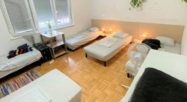 Guesthouse GreenSLO, Забронировать Хостел Хостелы Любляна, рядом с Tivoli Hall, Хостел