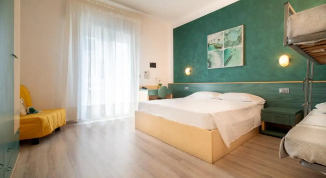 Четырёхместный номер Standard Hotel Ettoral