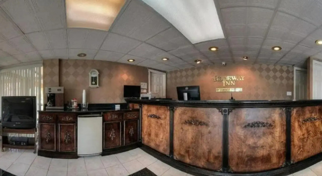 Rodeway Inn Concord - Kannapolis, Varaa Hotelli Hotellit Kannapolis uima-altaalla, Uima-allas