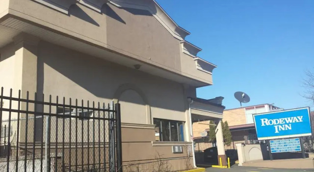Scottish Inn Paterson, Забронировать Отель Патерсон North Jersey