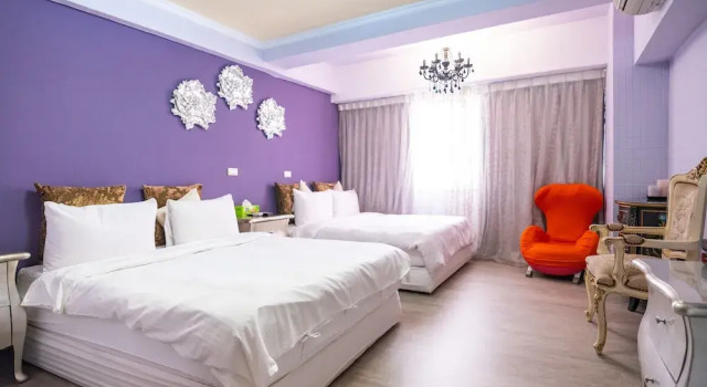 Четырёхместный номер Deluxe с видом на город Star Hotel