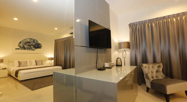 Enterprize Boutique Hotel, Rezervovat Boutique Hotel Hotely v Central Thailand s parkováním, Parkování