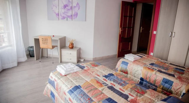 Pensión Parque del Ebro, Prenota Hotel Logroño 