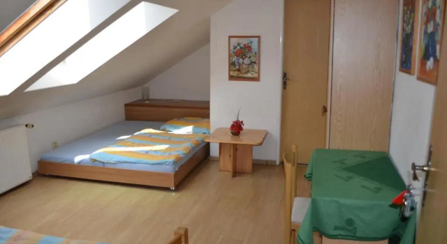 Pension Egida, Reserva ahora Hotel Rez 