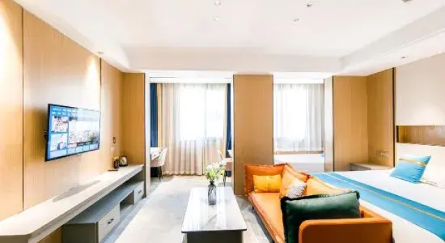 Люкс Business Naxiang Fujian Holiday Inn (Zhujiajian branch of Oriental Garden Hotel)