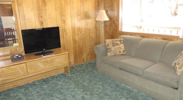 Cardinal Hill Cottages, Забронировать Отель Отели Table Rock Lake с парковкой, Парковка