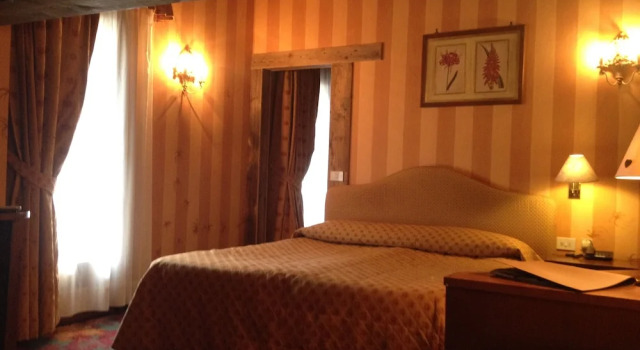 Четырёхместный номер Standard Hotel Chateau Blanc