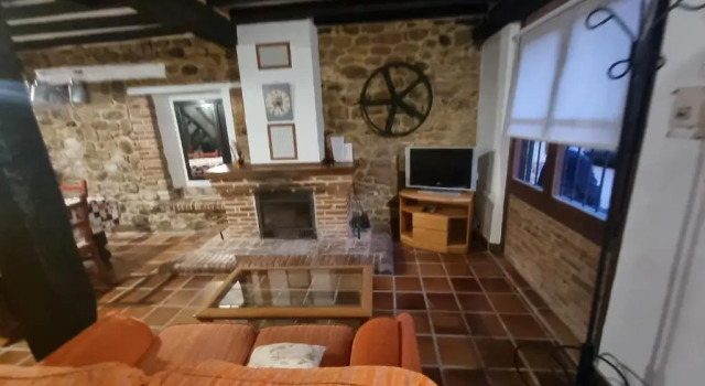 Коттедж с 6 комнатами La Jomeruca ,espaciosa casa rural cerca de playa y montaña