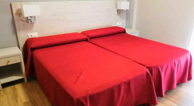 Hostal Restaurante Los Arcos, Book Hotel Puertollano Ciudad Real Province
