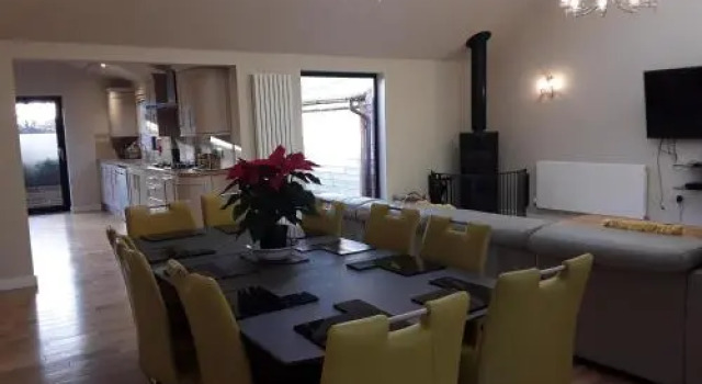 Hillside Lodge, Tor Farm, Reservar Estadia em quinta Hotéis em Somerset com piscina, Piscina