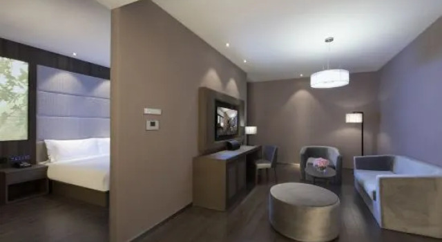 Люкс Crystal Orange Linyi Beijing Road