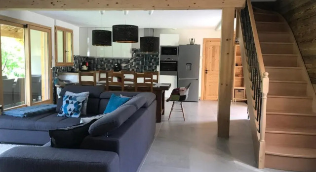 Chalet Barbara with swimming pool in the heart of Oisans, Забронировать Шале Виллы Ле-Бур-д'Уазан, Вилла