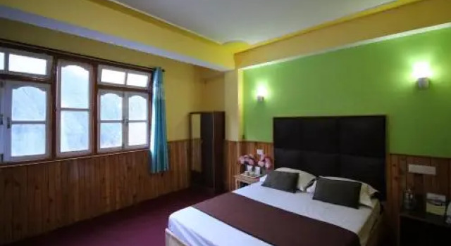 Delight Royal Lachen, Rezerwuj Hotel Hotele w Lachen z parkingiem, Parking