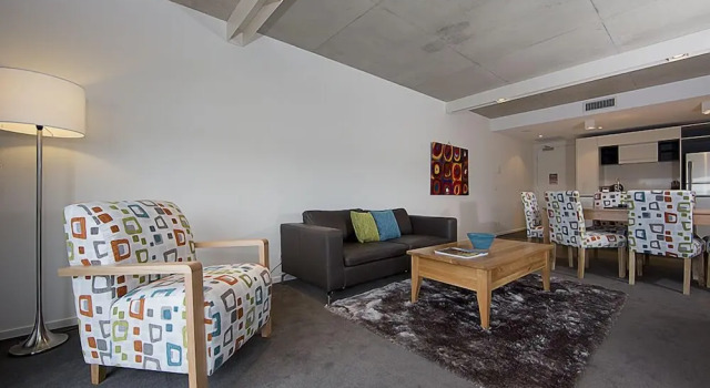 Двухместные апартаменты с балконом Dockside Apartments Kingston Foreshore