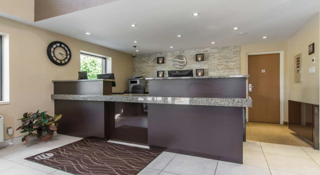 Comfort Inn Trois-Rivieres, Boek Hotel Hotels in Mauricie met ontbijt, Ontbijt