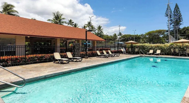 Surf & Racquet Club #24 New Beds, New You!