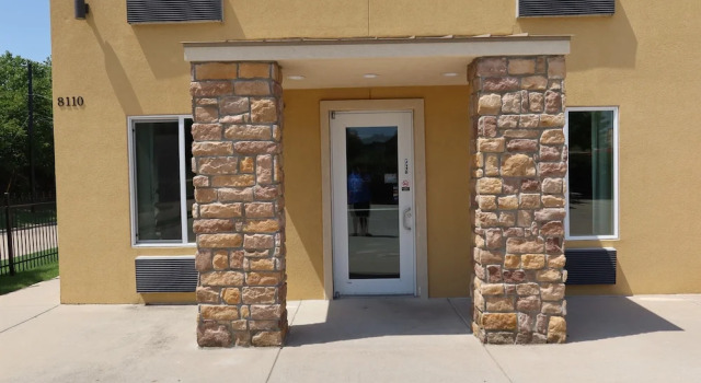 Scottish Inns & Suites White Settlement, Rezervați Hotel White Settlement Dallas - Fort Worth Metropolitan Area
