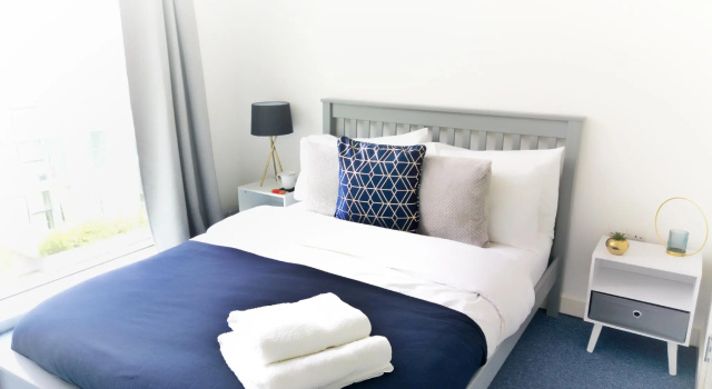 Central Apartment With Free Parking - By Doze, Varaa Huoneisto Asunnot kohteessa Merseyside, Huoneisto