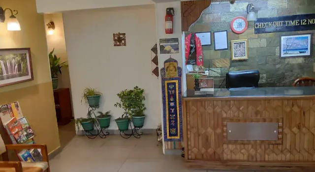 Hotel Woodland