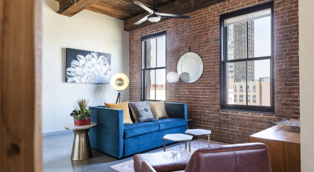 Deedee's Industrial Lofts, Забронировать Апартаменты/квартира Апартаменты Джерси-Сити, рядом с Van Vorst Park, Апартаменты/квартира