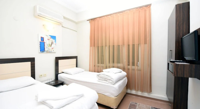 Zeybek Hotel