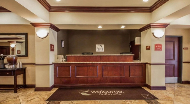 Best Western Coffeyville Central Business District Inn and Suites, Rezerwuj Hotel Coffeyville Kansas