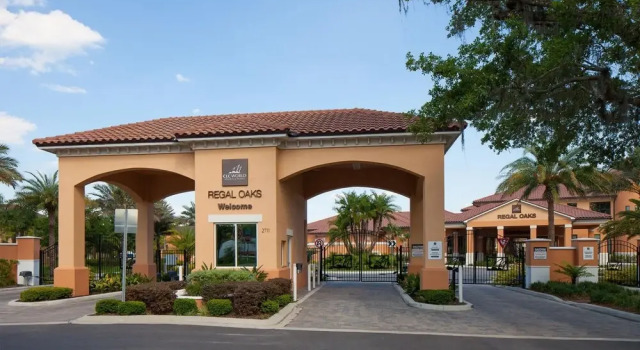 Spacious 2BR Townhome With Resort Access - Near Disney, Varaa Lomakeskus Orlando Kissimmee