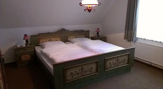 Landgasthof Restaurant Laibach, Забронировать Отель Бад-Берлебург Rothaar Mountains