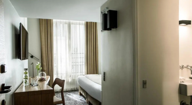 Двухместный номер Deluxe Hotel Marignan Champs-Elysées