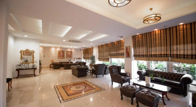 Peridis Family Resort