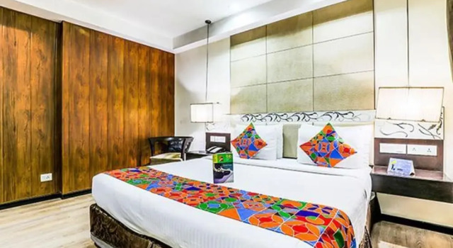 Номер Premium FabHotel Hexa Lajpat Nagar
