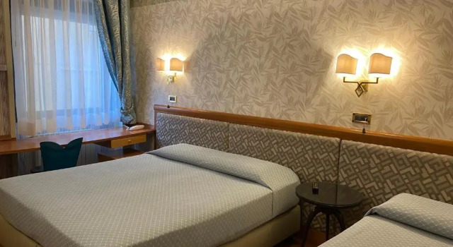 Трёхместный номер Standard Hotel Europa